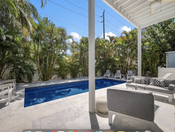 Anna Maria Island Vacation Pool Home Just Steps To Beach